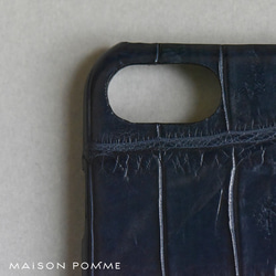 クロコダイル iPhone 7/8 用 ケース【ネイビー】・MAiSON POMME・革の宝石ナイルクロコ使用 6枚目の画像