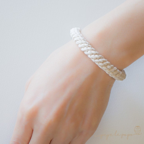 丸四つだたみ×トルコ製フック＆コインチャームのマクラメ編み