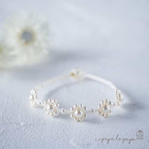 Swarovski 花モチーフ ブレスレット Swarovski 花モチーフ ブレスレット