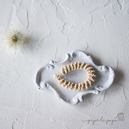 スパイラルビーズ クロッシェブレスレット（ベージュ） ブレスレット