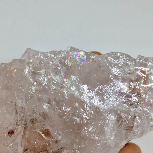 虹入り✴︎水晶 原石 かち割り アソート品 天然石 A stone〜高品質