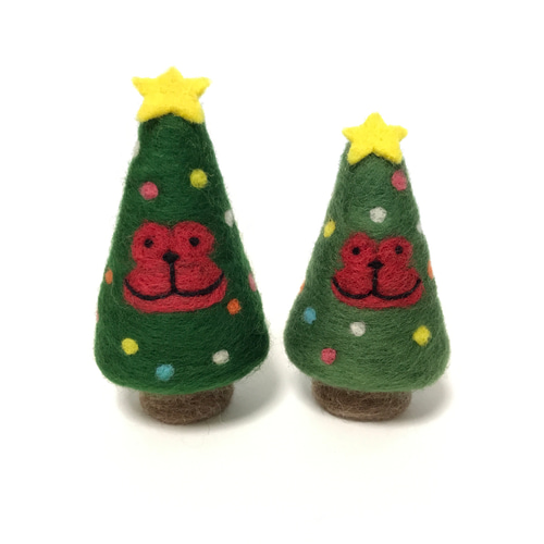 羊毛フェルトのクリスマスツリーおサル（手のひらサイズ） クリスマス