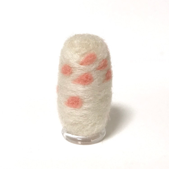 羊毛フェルトのお花見桜おサル(親指サイズ) 3枚目の画像