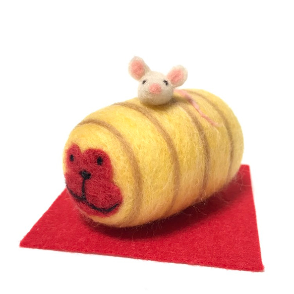 羊毛フェルトの干支の俵のネズミおサル 羊毛フェルト アーサーおサル