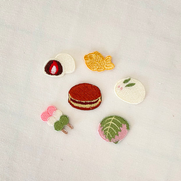（小）和菓子の刺繍ワッペン、シール 1枚目の画像