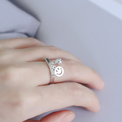s925純銀微笑鈴鐺可調式戒指戒指邊長16笑臉直徑0.8cm鈴鐺直徑0.5cm 第1張的照片