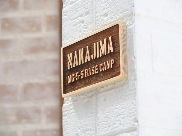表札 木製 看板 木 ウッド ヒノキ ステンシル ミリタリー調 キャンプ カフェスタイル アウトドア 2枚目の画像