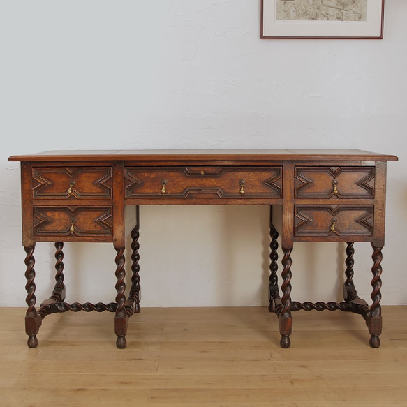 イギリスアンティーク家具 レザートップ ツイストレッグ ライティング