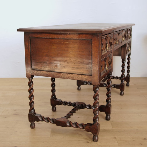 イギリスアンティーク家具 レザートップ ツイストレッグ ライティング