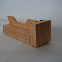 木製(ヒノキ材)スマホスタンド・スピーカー（横置き型） 4枚目の画像