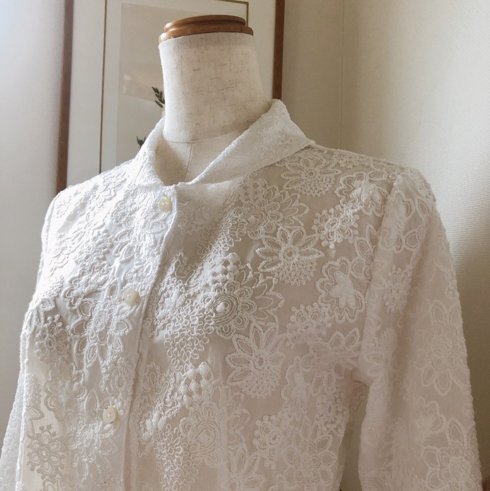 総刺繍　コットンブラウス　八分袖 / ホワイト