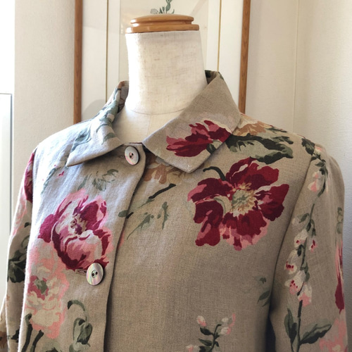 TOCCA 花柄刺繍スプリングコート TOCCA 花柄刺繍スプリングコート新 デザイン