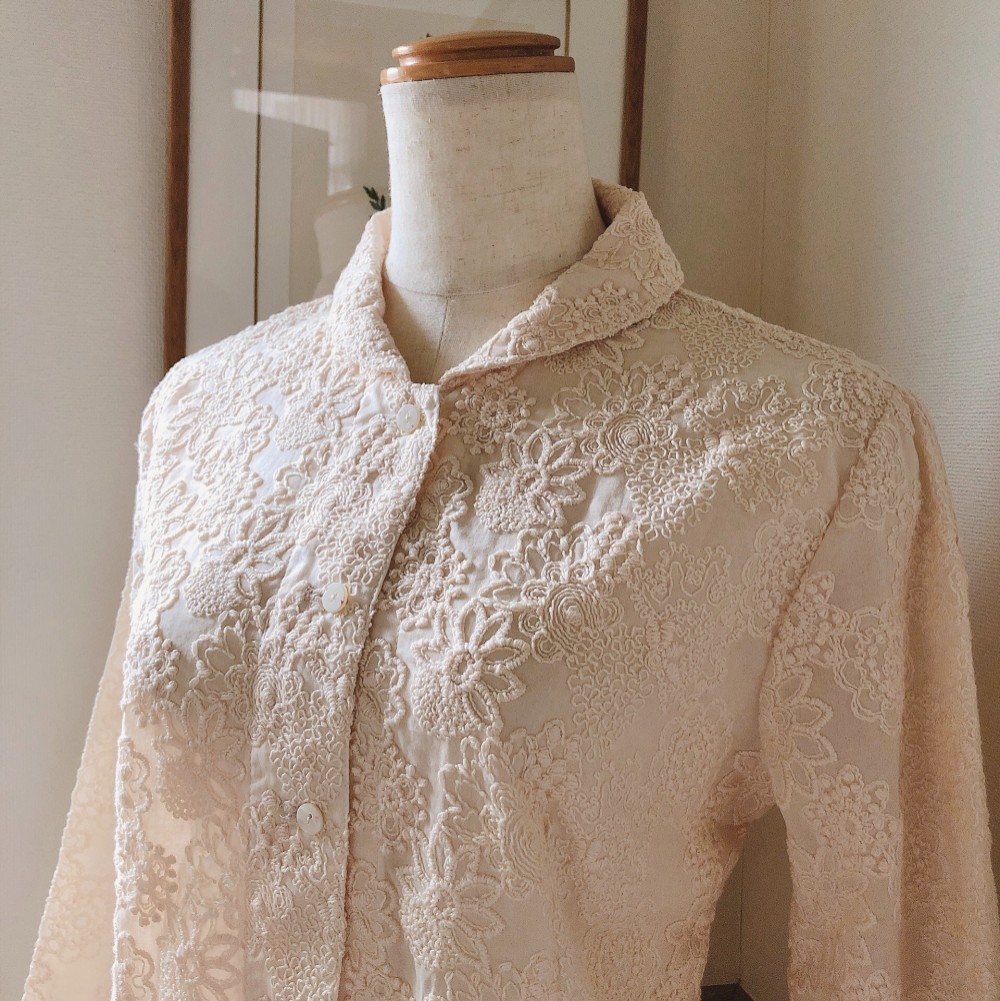 総刺繍　コットンブラウス　八分袖 / アイボリー