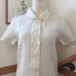 【暑い夏も涼やかに】シンプルなリネンシャツ　半袖/生成り 4枚目の画像
