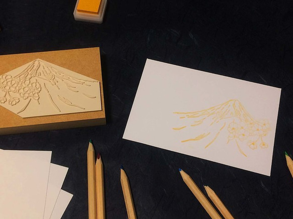 【絵手紙スタンプ】富士山　大人のぬり絵はんこ　ポストカード用はんこ　no.11 富士山　 インク付き(オプションで) 3枚目の画像