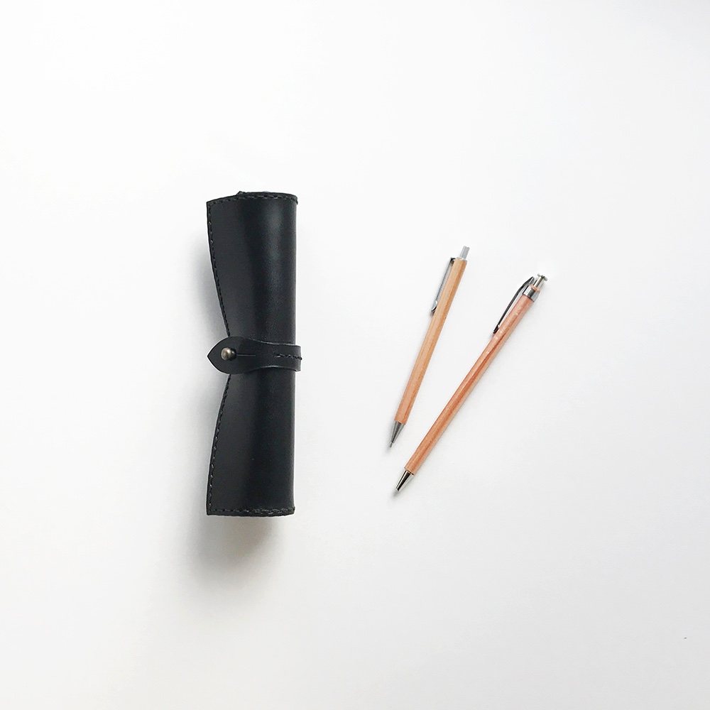 マキモノペンケース　細巻　黒