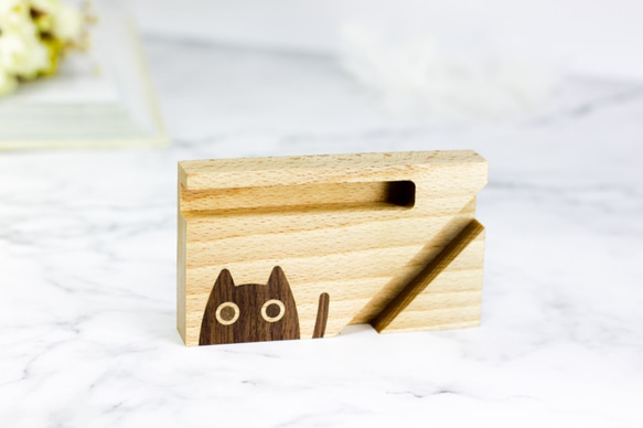 貓咪鑲嵌木製手機座 /客製化/接單訂製 第3張的照片