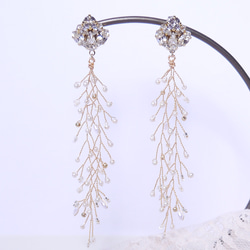 wedding earring*小枝×スワロフスキー-受注製作- 1枚目の画像