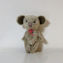 ▶②小さなお友達ねずみちゃん/テディベアぬいぐるみハンドメイド ネズミ（ねずみ） ぬいぐるみ のおすすめ人気通販｜Creema