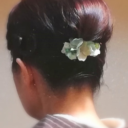 あじさいのヘアクリップ☆*ﾟ くすみブルー 5枚目の画像