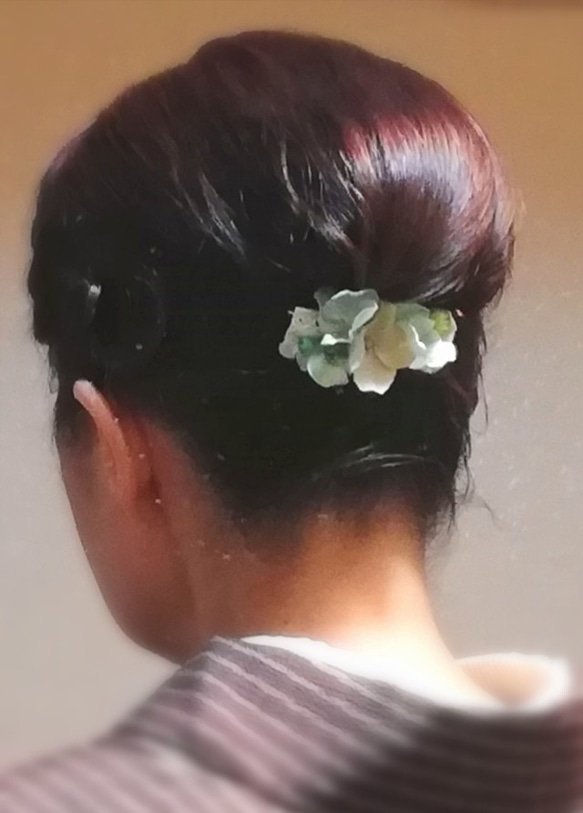 あじさいのヘアクリップ☆*ﾟ くすみブルー 5枚目の画像