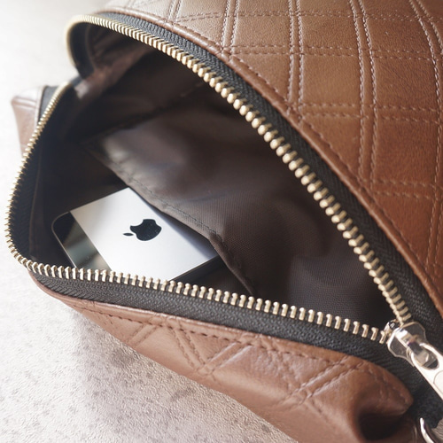 キルティング ミニショルダーバッグ【撥水エコレザー クロスボディ