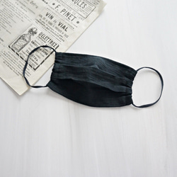 《夏でも快適》男前ブラック　薄手ガーゼのプリーツマスク（Ｍサイズ） 8枚目の画像
