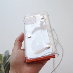 帶鏈條的真皮和 PVC 筆記本型智能手機保護套“Skeleton”iPhone 保護套 第8張的照片