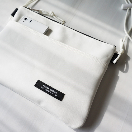 WHITE×WHITE サコッシュバッグ ミニショルダーバッグ ショルダー