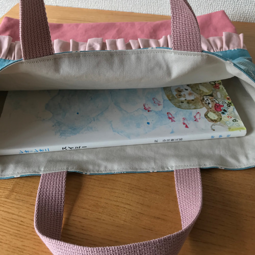 受注製作】北欧花柄×くすみカラー フリルレッスンバッグ ブルー