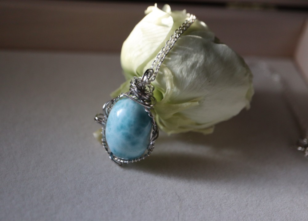 ラリマーのペンダント