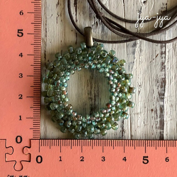 circle beads necklace - 透青緑　Φ4.5cm 4枚目の画像