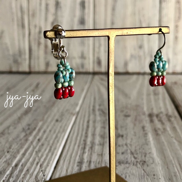 twin beads earrings - turquoise red 2枚目の画像