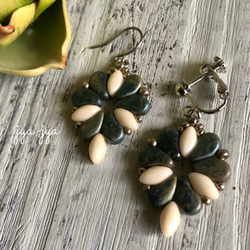 【再販＊数量限定】beads earrings - paisley wash denim 2枚目の画像