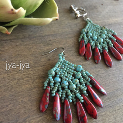 turquoise & red dagger fringe earring 3枚目の画像