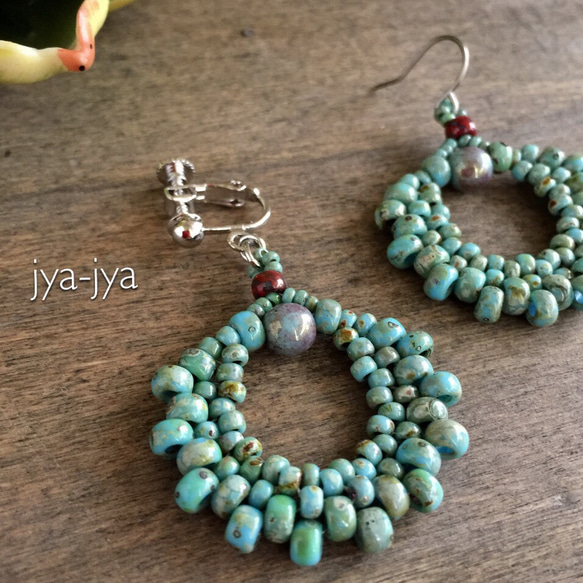 【再販】Turquoise Picasso Glass beads＊イヤリング/ピアス 2枚目の画像