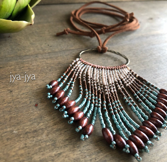 【再販】wood beads - fringe necklace 3枚目の画像