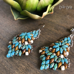 twin beads earrings - turquoise camel 3枚目の画像