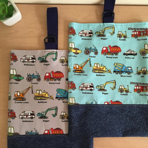 白の 働く車 柄 × 水色星柄 シューズケース 上履き袋 上履き入れ 白の 働く車 柄 × 水色星柄 シューズケース 上履き袋 上履き入れ 白