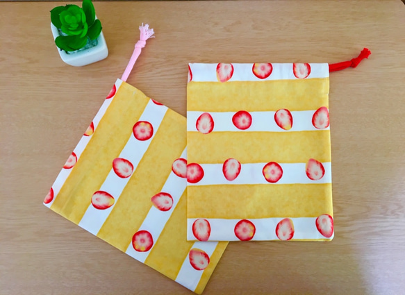 サイズ、片紐両紐選べます♪2枚セット いちごショートケーキ