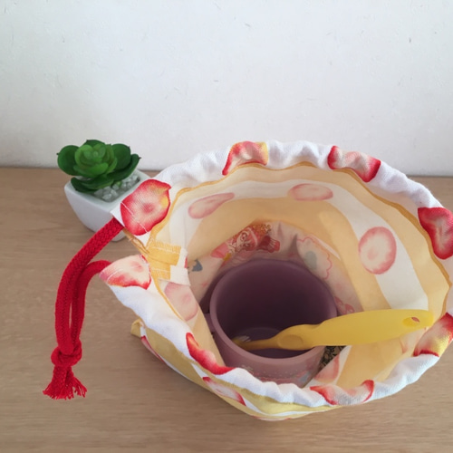 サイズ、片紐両紐選べます♪2枚セット いちごショートケーキ