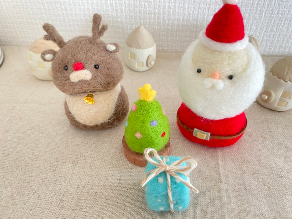 クリスマス2021】受注制作＊ぽってりなサンタさんとトナカイさん