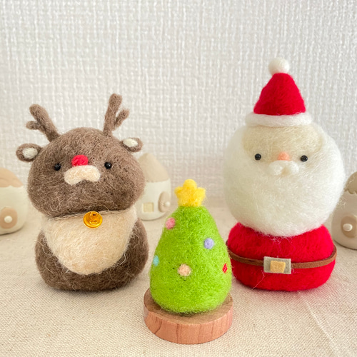 クリスマス2021】受注制作＊ぽってりなサンタさんとトナカイさん