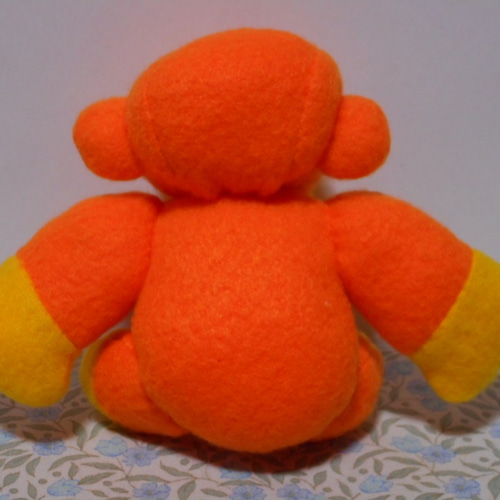 再販)フリース生地のサルのぬいぐるみ ぬいぐるみ kabebe 通販 1502286