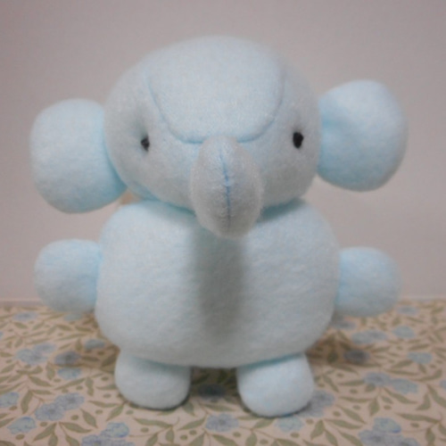 水色の象のぬいぐるみ ふわふわ水色ゾウぬいぐるみ 30cm ファーストトイ 出産お祝い