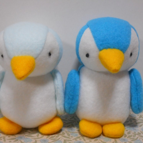 水色 星型ぬいぐるみ 手のひらサイズ 手のひらサイズのうす水色ぺんぎんのぬいぐるみ ぬいぐるみ