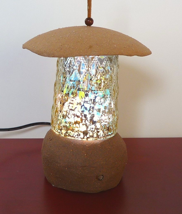 陶器のキャンドルライト風LED灯り 1枚目の画像