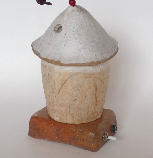 陶器と和紙がコラボ・やんちゃ坊主・LED灯り 5枚目の画像