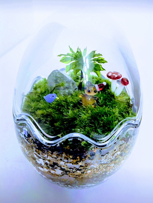 creema限定』苔テラリウムエッグカプセル☆森のくまさんと紅テングダケ