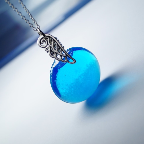 Elf World 精靈世界 客製化顏色 天氣瓶項鍊  Storm Glass Necklace 聖誕禮物 情人節禮物 第2張的照片